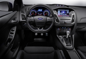 Nov Ford Focus RS
