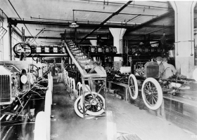 100. výročí pásové výroby