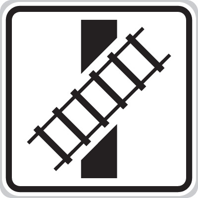 E10 - Tvar křížení pozemní komunikace s dráhou